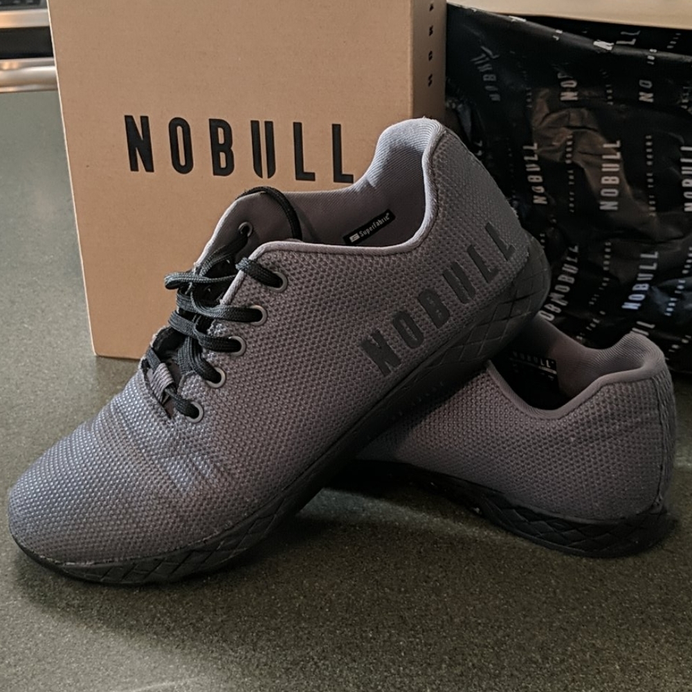 No Bull men's trainer size 11